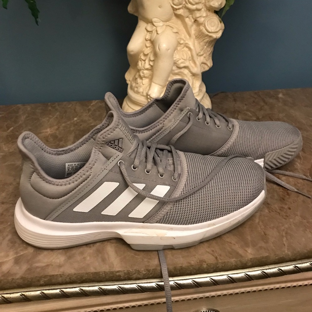 TENNIS Adidas Game Court tennis shoes